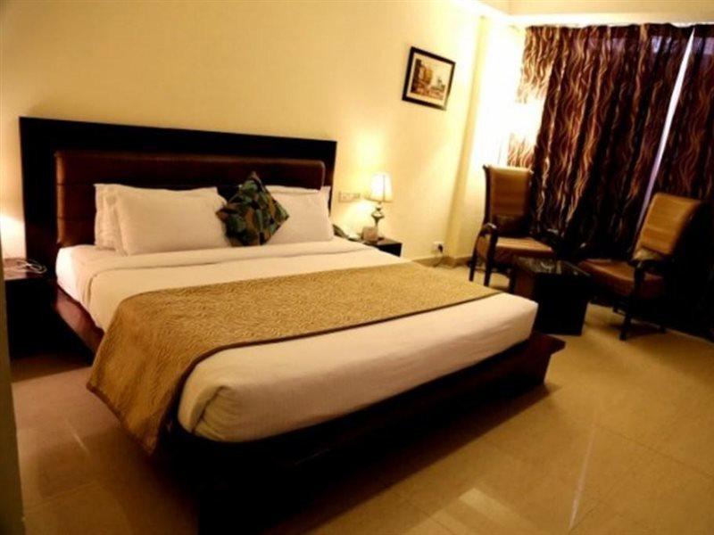 Hotel Eqbal Inn Patiala Exterior photo