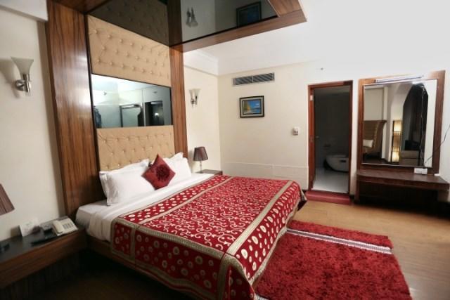 Hotel Eqbal Inn Patiala Exterior photo